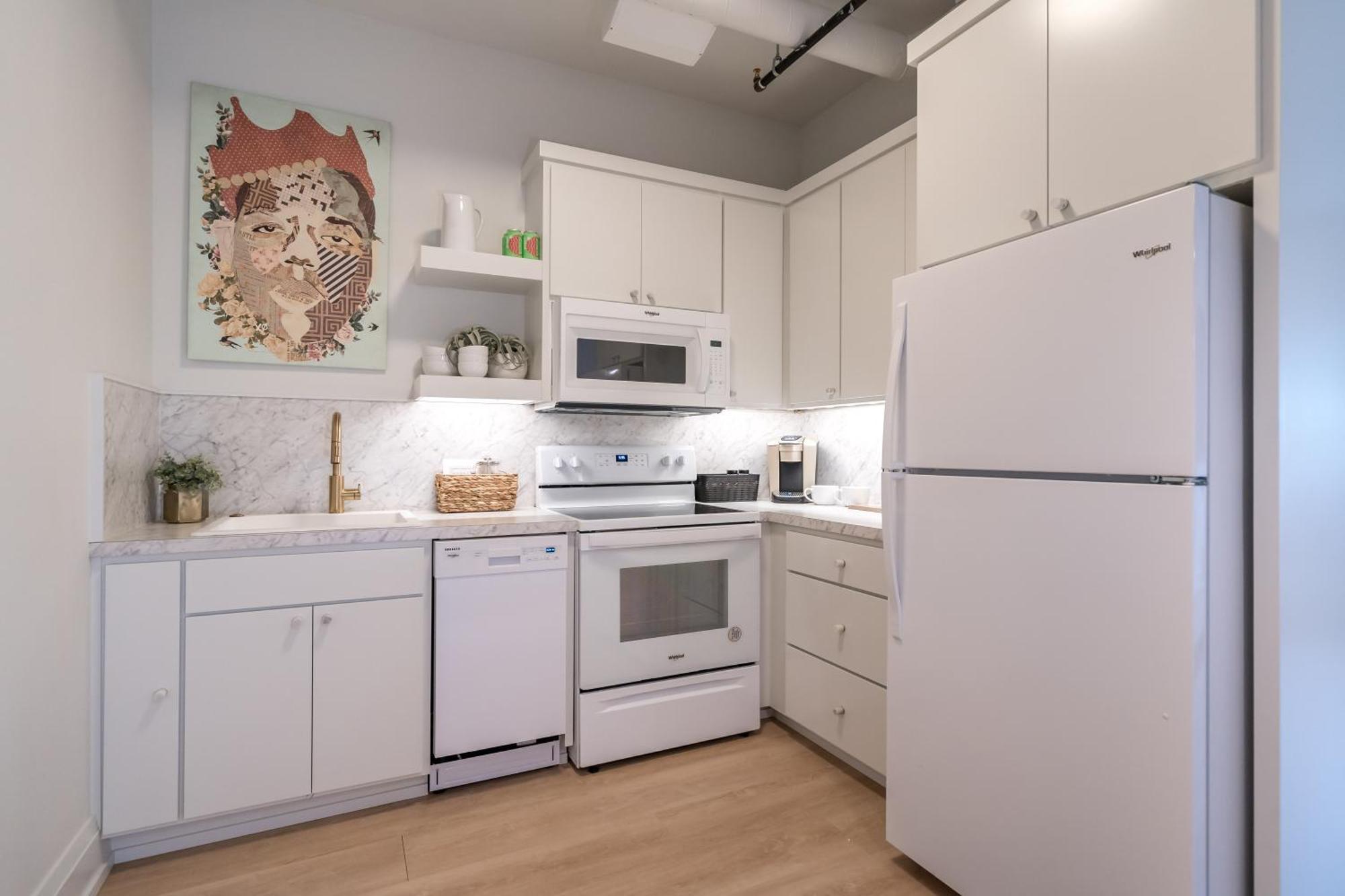 The 505 Eugene Apartment Exterior photo